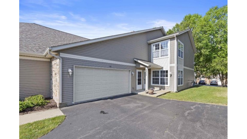 8632 Victory Lane Machesney Park, IL 61115 by Black Castle Properties $129,900