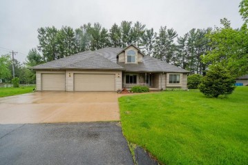 1625 Whispering Pine Court, Grand Chute, WI 54913-6800