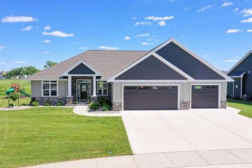 4224 Downton Circle, Howard, WI 54313-9110