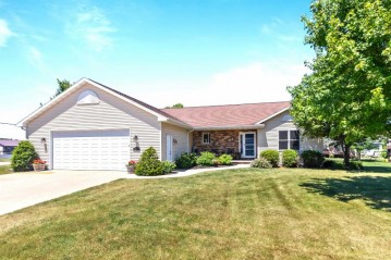 1800 White Wolf Lane, Kaukauna, WI 54130