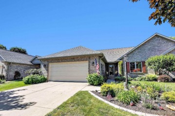 399 Woodfield Drive, Howard, WI 54313-9566