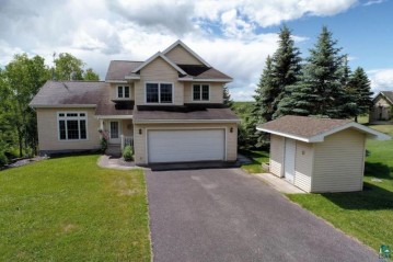 12 Scharte Dr, Superior, WI 54880