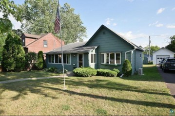 220 West 3rd St, Washburn, WI 54891