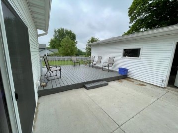 655 Hamilton St, Columbus, WI 53925