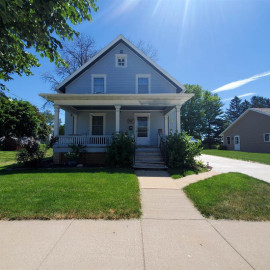 734 S Adams St, Lancaster, WI 53813