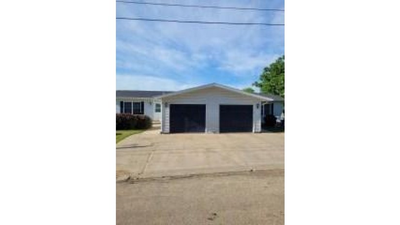 310 7th St Mineral Point, WI 53565 by All American Real Estate, Llc - Allamericanrellc@gmail.com $279,000