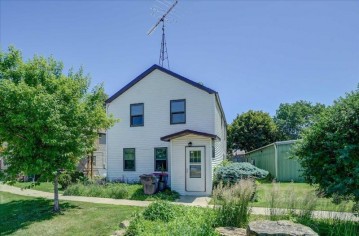 223 Exchange St, Rockdale, WI 53523