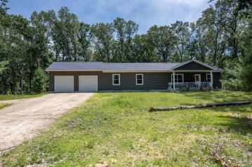 W5367 Collie Dr, Germantown, WI 53950