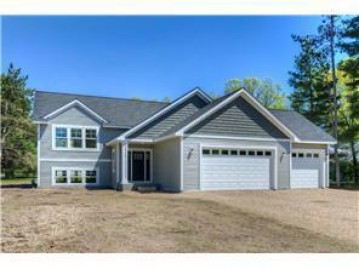 2902 Ingalls Rd, Menomonie, WI 54751