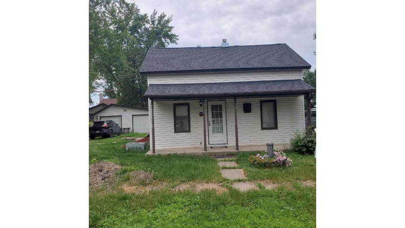 3979 4th Street Amherst Junction, WI 54407 by Empower Real Estate $148,500