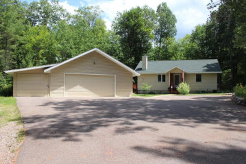 6710 Holly Ln, Lake Tomahawk, WI 54539