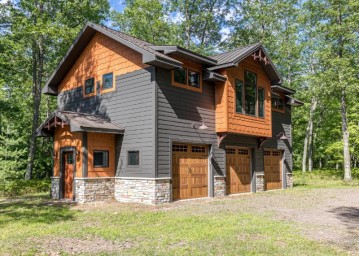 7749 Agawak Rd, Minocqua, WI 54548