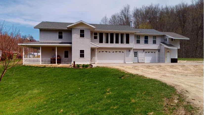 N18244 Waller Ln Gale, WI 54630 by RE/MAX Results $359,900