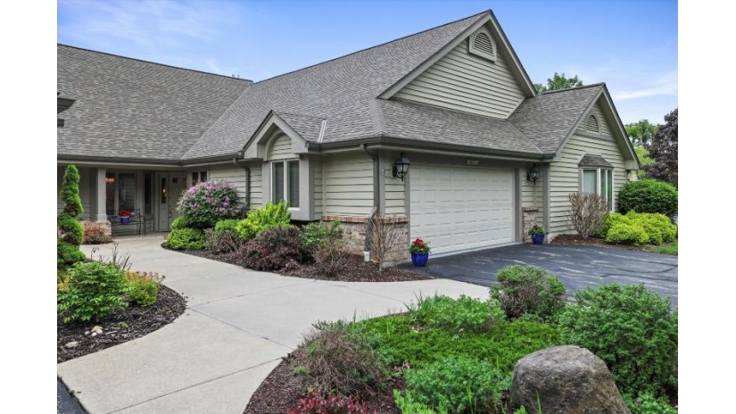 N14W30184 High Ridge Rd Delafield, WI 53072 by First Weber Inc - Delafield $469,900