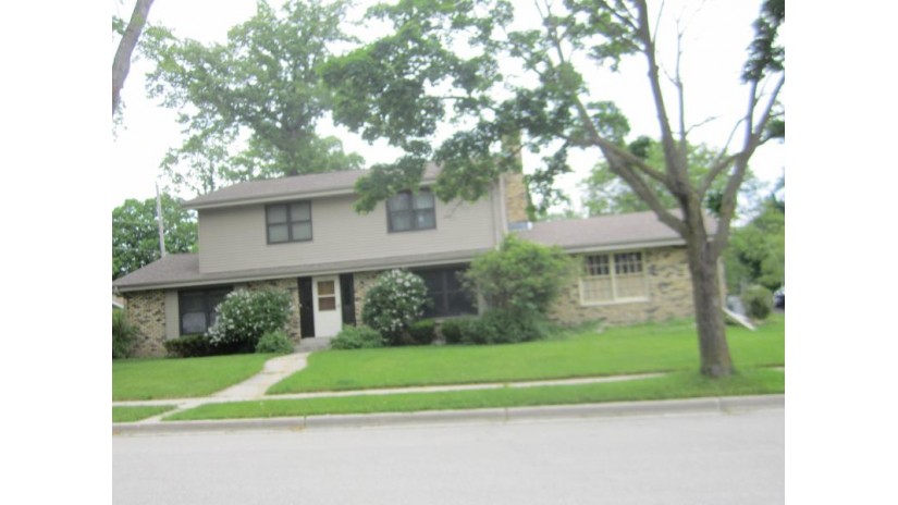 1732 Audubon Ave Grafton, WI 53024 by Collins & Company Realty $327,900