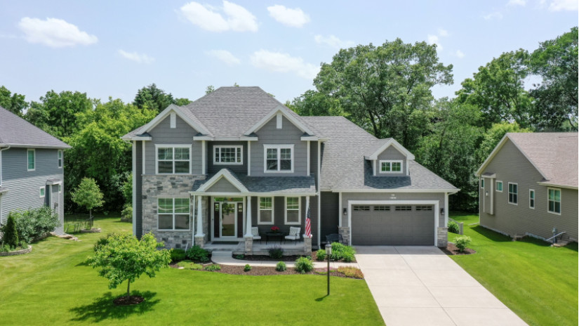 N60W21423 Legacy Trl Menomonee Falls, WI 53051 by Shorewest Realtors $699,900