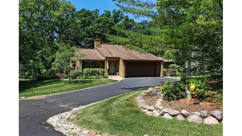 786 Timber Ridge Ct Fontana, WI 53125 by Berkshire Hathaway Starck Real Estate $805,900