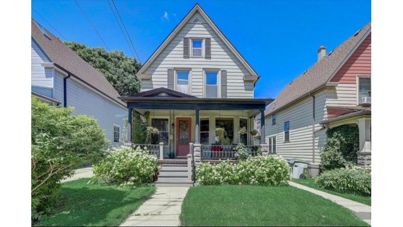 2016 E Rusk Ave Milwaukee, WI 53207 by Keller Williams Realty-Milwaukee North Shore $300,000