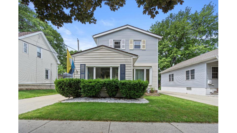 155 N 62nd St Milwaukee, WI 53213 by HomeWire Realty $259,900