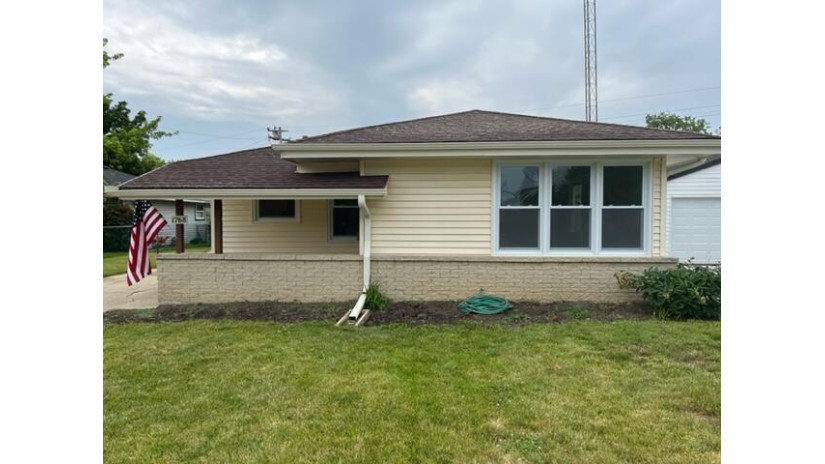 1768 20th Ave Kenosha, WI 53140 by Lake To Lake Realty Group LLC $239,900