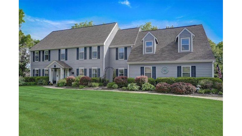 2510 Dorset Ct Brookfield, WI 53045 by Keller Williams Prestige $825,000