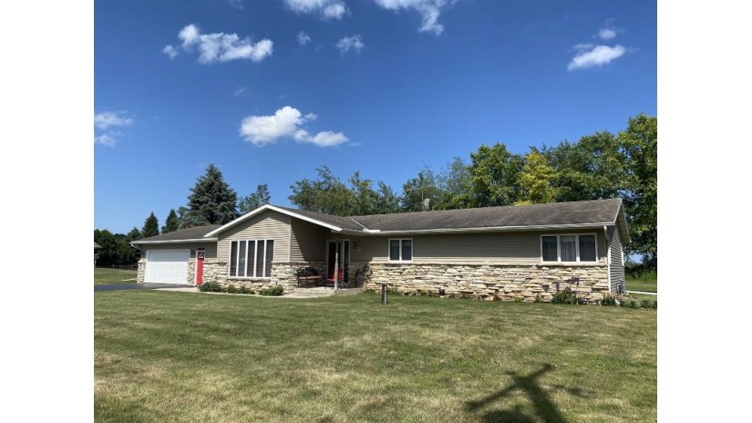 N236 County Road A New Holstein, WI 53061 by CRES $289,900