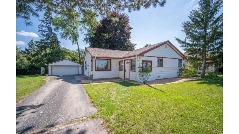 5425 W Brown Deer Rd Brown Deer, WI 53223 by Century 21 Affiliated-Wauwatosa $185,000