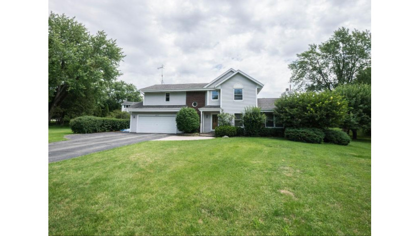 20115 Colony Ct Brookfield, WI 53045 by Redefined Realty Advisors LLC $399,900