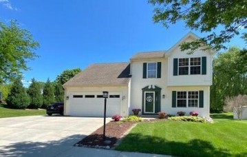 2526 Fox River Pkwy, Waukesha, WI 53189