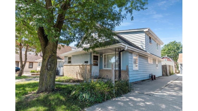 4923 N 125th St Butler, WI 53007 by Keller Williams Realty-Milwaukee North Shore $144,000