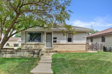 3424 E Norwich Ave, Saint Francis, WI 53235-4734