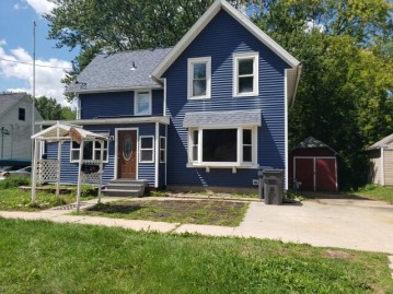 218 Juneau St, Horicon, WI 53032