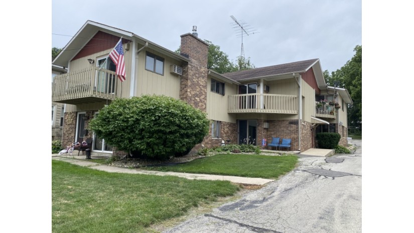 449 W Chestnut St 3 Burlington, WI 53105 by Shorewest Realtors $135,000