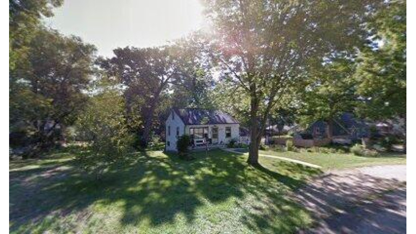 N9176 Ash St East Troy, WI 53120 by Realty Executives - Integrity $217,000