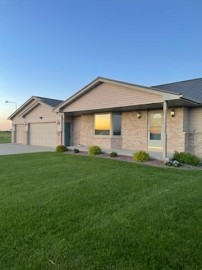 5865 Zion Rd, Glenmore, WI 54115-8711