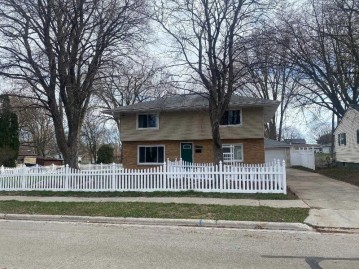 1516 7th Street, Green Bay, WI 54304