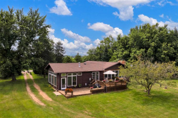 N6632 13th Avenue, Rose, WI 54966