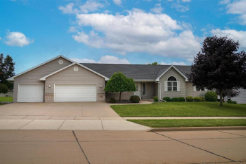 2129 Olde Country Circle, Kaukauna, WI 54130