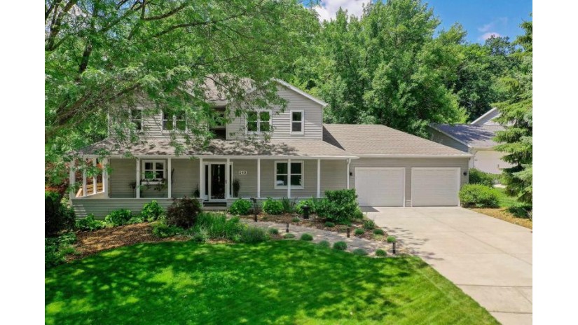 248 Glacier Drive Green Bay, WI 54301 by Coldwell Banker Real Estate Group $359,900