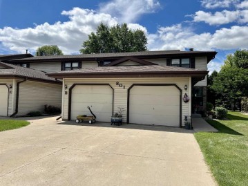 801 S Olson Avenue A, Appleton, WI 54914