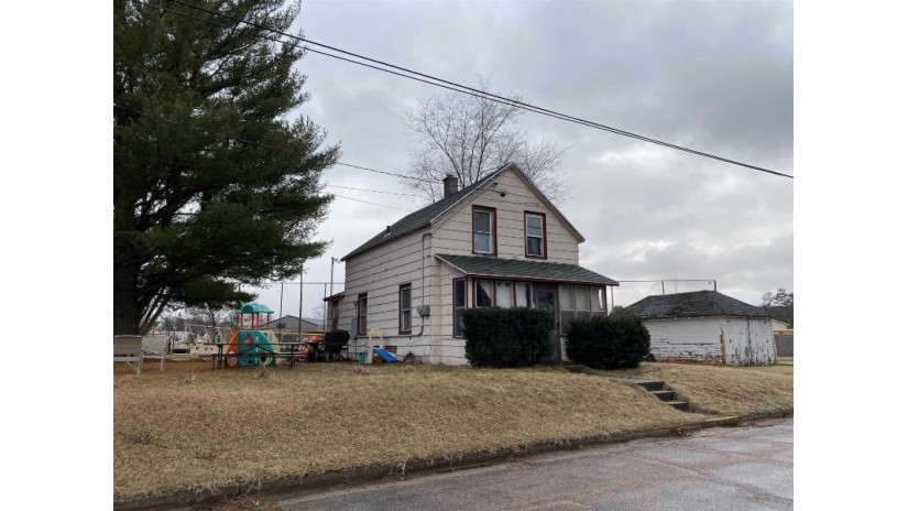 147 Honeyaire St Lyndon Station, WI 53944 by First Weber Inc $49,900