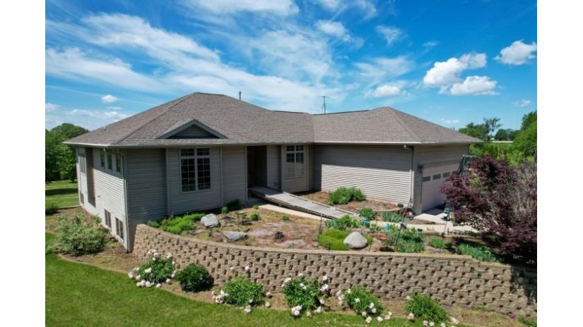 2151 E Carly Ct Milton, WI 53563 by The Mcgrady Group, Llc $629,900