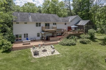 W8202 Kent Rd, Dekorra, WI 53955