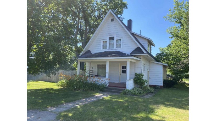 303 E Nebraska St Muscoda, WI 53573 by Driftless Area Llc - Pref: 608-347-3996 $144,900