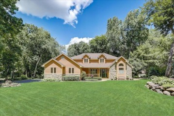 W8232 Lake Terr, Lake Mills, WI 53551