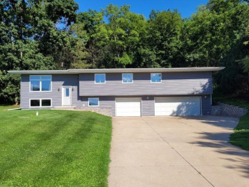 4872 Carya Rd, Berry, WI 53515