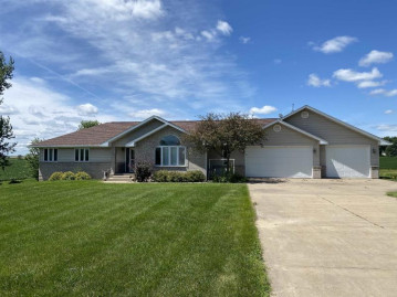 3042 County Road G, Eden, WI 53526