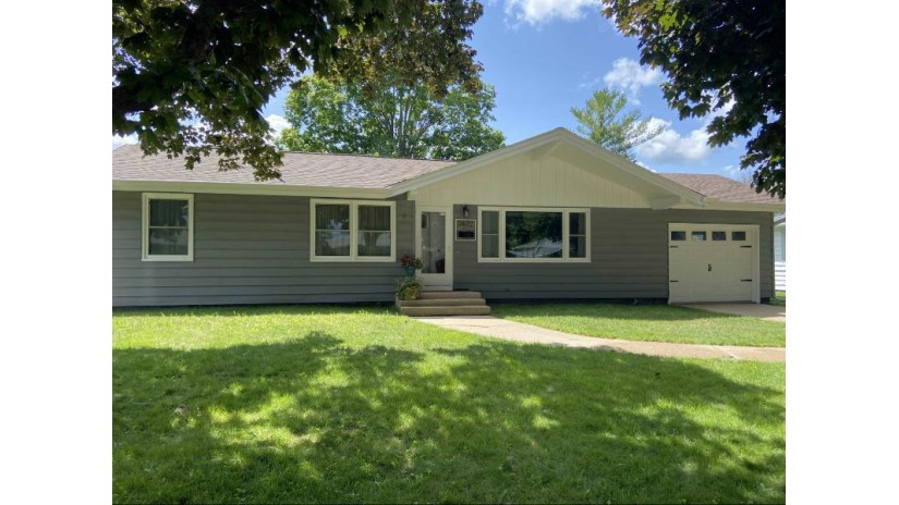 2622 14th St Monroe, WI 53566 by First Weber Hedeman Group - Off: 608-325-2000 $254,900