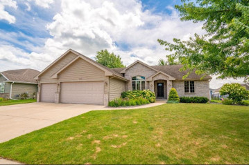 4036 Boulder Dr, Janesville, WI 53546