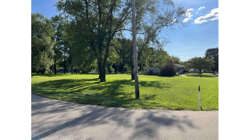 LOT 35 Crist Rd Beloit, WI 53511 by Century 21 Affiliated - Pref: 608-207-0421 $39,900